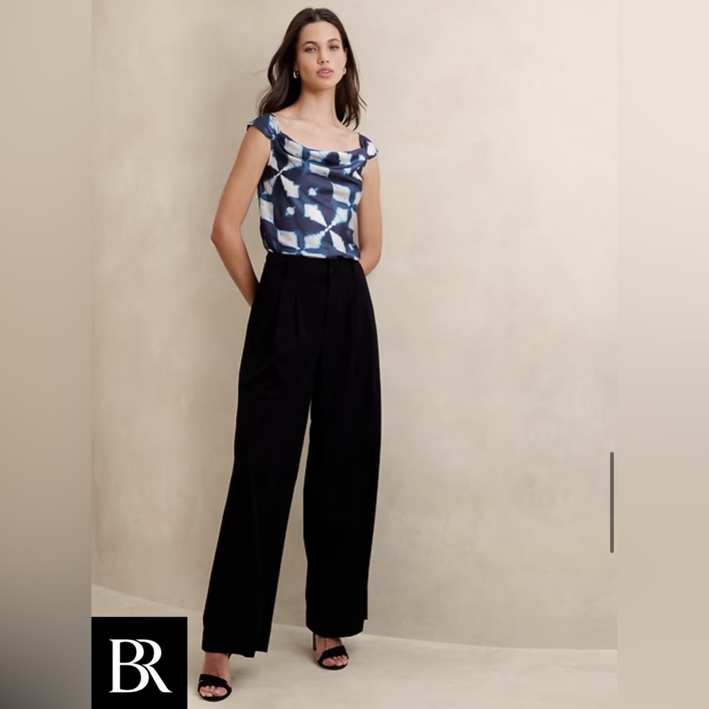 Banana Republic Cowl-Neck Top Size S